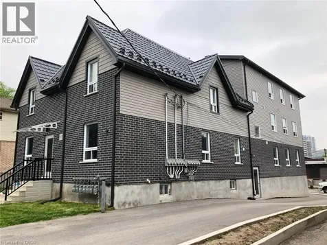 135 Wellington Street North Kitchener ON N2H 5J9