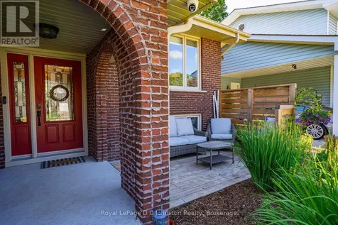 126 5th Avenue East Owen Sound ON N4K 6C7
