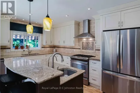 126 5th Avenue East Owen Sound ON N4K 6C7