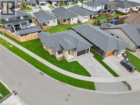 118 Willowbrook Drive Welland ON L3C 0G2