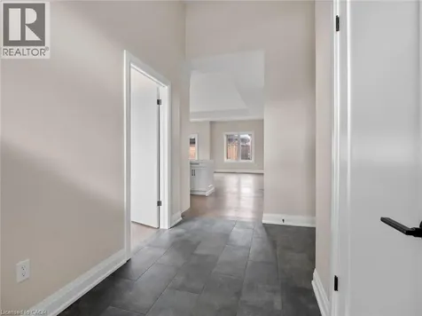 118 Willowbrook Drive Welland ON L3C 0G2