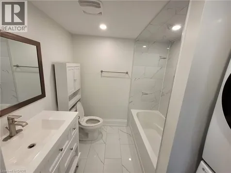 38 Rendell Boulevard Hamilton ON L8T 3P3