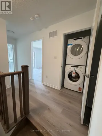 32 Canyon Drive Kitchener ON N2R 0V9