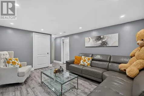 63 Morgandale Crescent Orangeville ON L9W 3C6