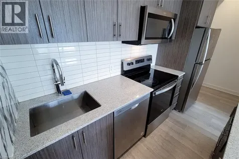 2782 Barton Street East Hamilton ON L8E 2J8