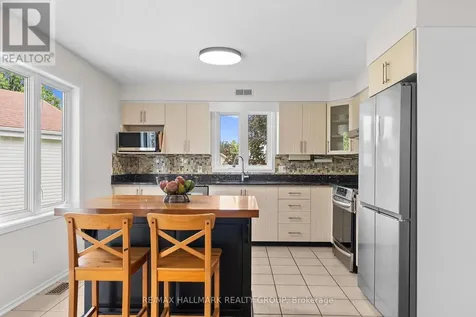 236 Vanier Crescent Renfrew ON K7V 4M9