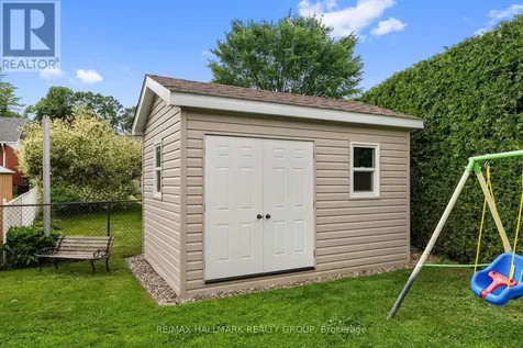 236 Vanier Crescent Renfrew ON K7V 4M9