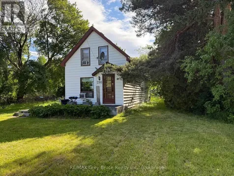 290 Berford Street South Bruce Peninsula ON N0H 2T0