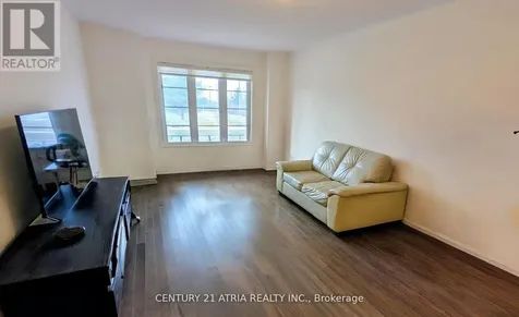 8 Mcalister Avenue Richmond Hill ON L4S 0L3
