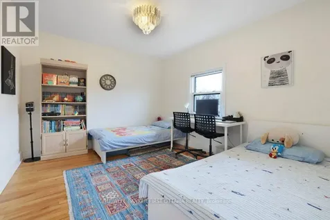 968 Gladstone Avenue Ottawa ON K1Y 3E7