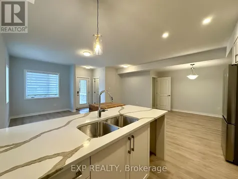 422 Lillian Freiman Private Ottawa ON K2J 7K7