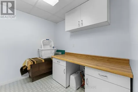 44 Ravenwood Crescent Petawawa ON K8H 3N1