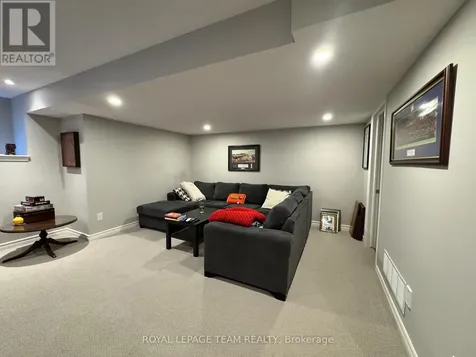 1162 Beckett Crescent Ottawa ON K2S 0Z2