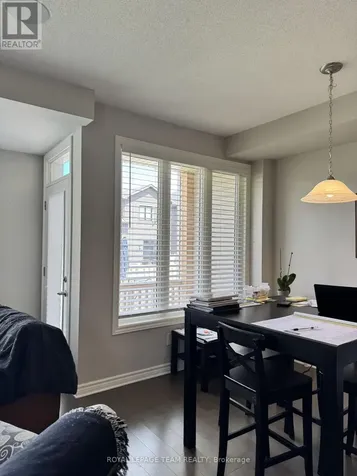 1162 Beckett Crescent Ottawa ON K2S 0Z2