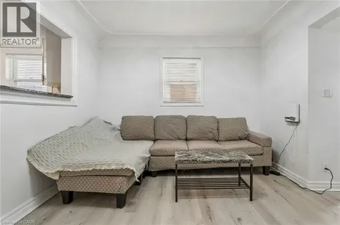43 Whitfield Avenue Hamilton ON L8L 4B5