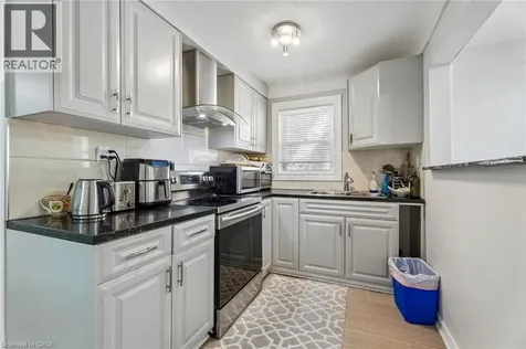 43 Whitfield Avenue Hamilton ON L8L 4B5