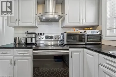 43 Whitfield Avenue Hamilton ON L8L 4B5