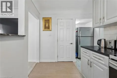 43 Whitfield Avenue Hamilton ON L8L 4B5