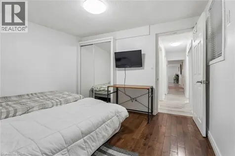 43 Whitfield Avenue Hamilton ON L8L 4B5