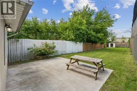 43 Whitfield Avenue Hamilton ON L8L 4B5