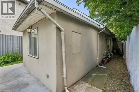 43 Whitfield Avenue Hamilton ON L8L 4B5