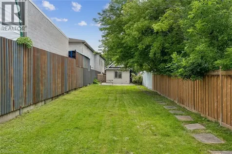 43 Whitfield Avenue Hamilton ON L8L 4B5