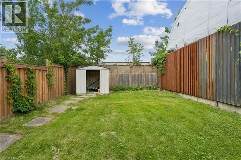 43 Whitfield Avenue Hamilton ON L8L 4B5