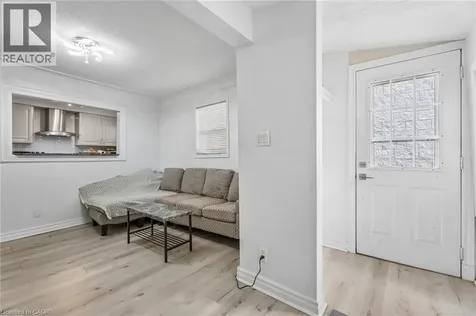 43 Whitfield Avenue Hamilton ON L8L 4B5