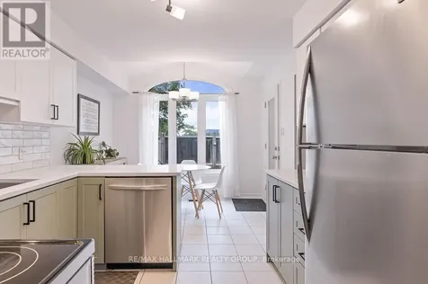 1542 Tonilee Drive Ottawa ON K1J 1C1