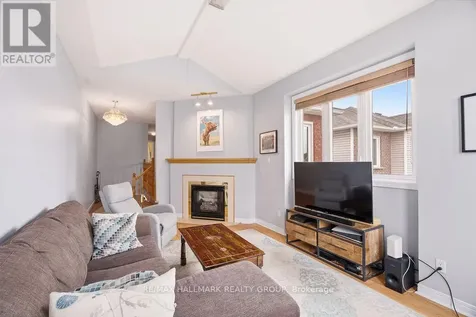 1542 Tonilee Drive Ottawa ON K1J 1C1
