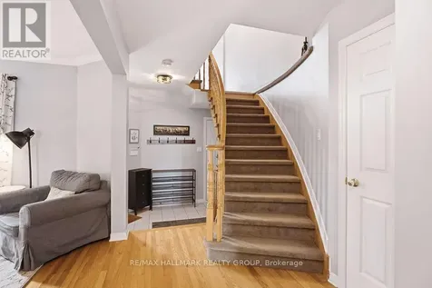 1542 Tonilee Drive Ottawa ON K1J 1C1