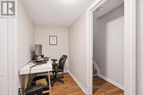 1542 Tonilee Drive Ottawa ON K1J 1C1