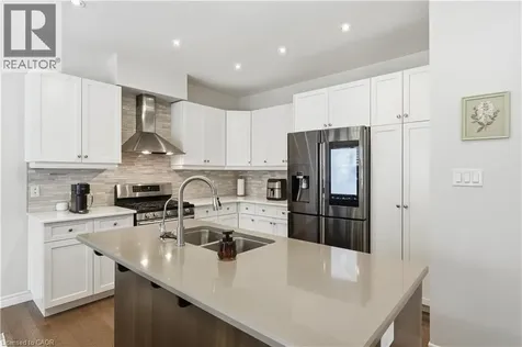 399 Rideau River Street Waterloo ON N2V 2Y3