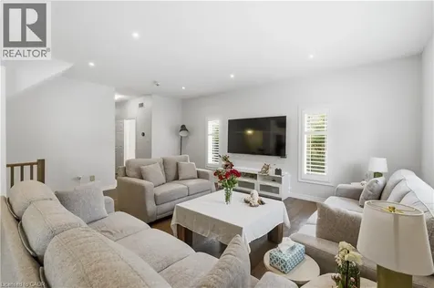 399 Rideau River Street Waterloo ON N2V 2Y3