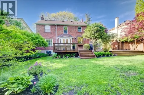 560 Blythwood Road North York ON M4N 1B5
