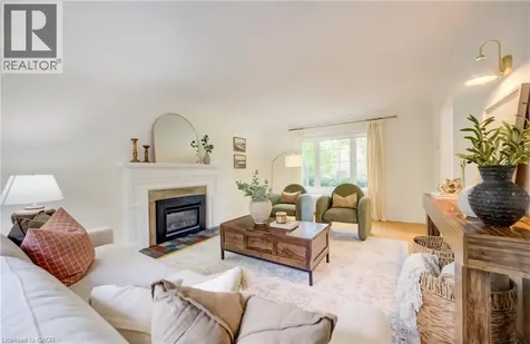 560 Blythwood Road North York ON M4N 1B5