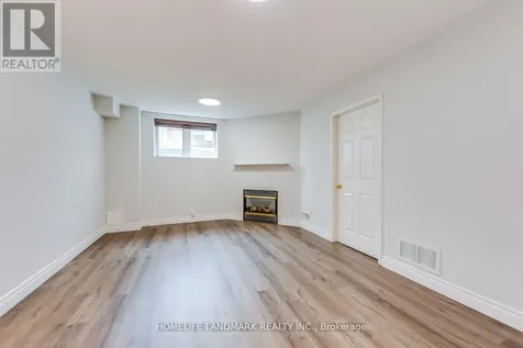 7 Marshview Avenue Aurora ON L4G 7W2
