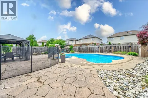 21 West Tree Drive Breslau ON N0B 1M0