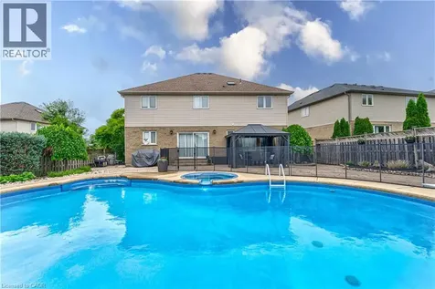 21 West Tree Drive Breslau ON N0B 1M0