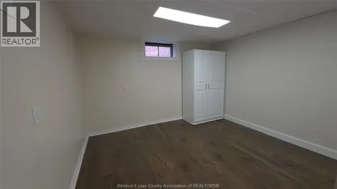 2721 Virginia Park Avenue Windsor ON N9E 2B5