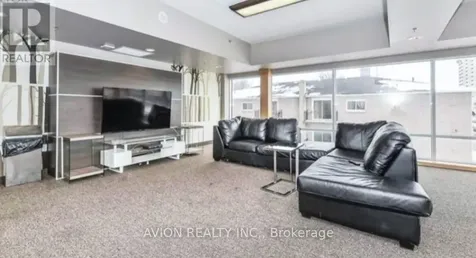 8 Hickory Street West Waterloo ON N2L 3H6