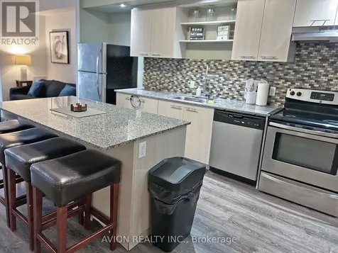 8 Hickory Street West Waterloo ON N2L 3H6