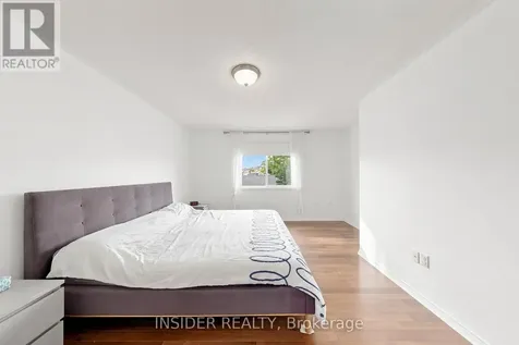7 Croxall Boulevard Whitby (brooklin) ON L1M 0E6