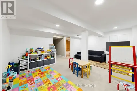 7 Croxall Boulevard Whitby (brooklin) ON L1M 0E6