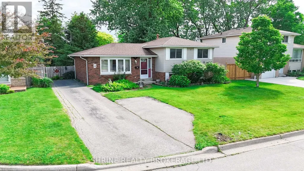 43 Stirling Crescent St. Thomas ON N5P 3R4