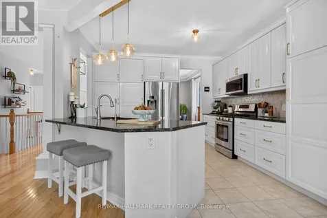 85 Knowlton Drive Ottawa ON K2G 6V3