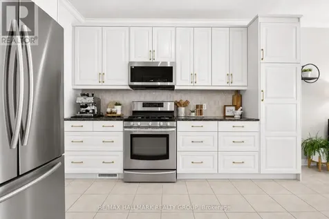 85 Knowlton Drive Ottawa ON K2G 6V3