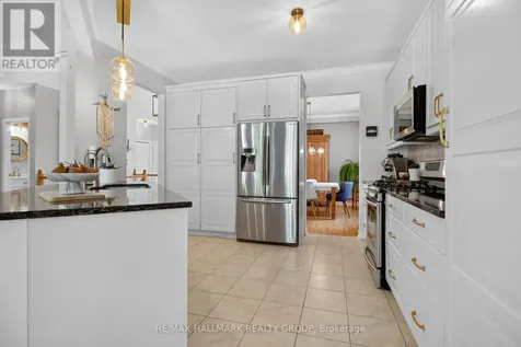 85 Knowlton Drive Ottawa ON K2G 6V3
