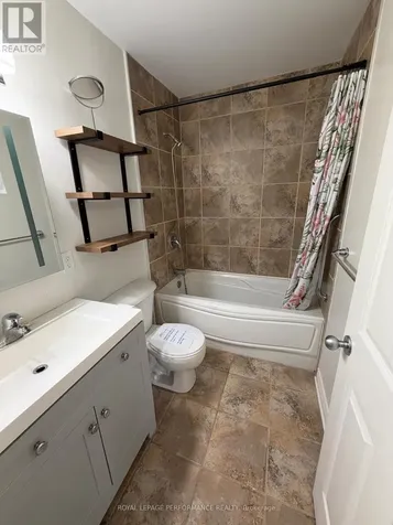 1250 Mcwatters Road Ottawa ON K2C 3P5