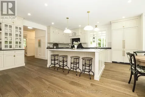 36 Marchbrook Circle Ottawa ON K2W 1A1